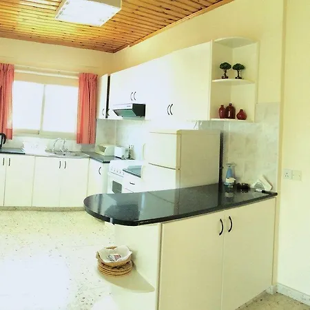 Himonas Apartment *