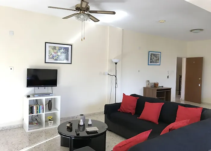 和魔娜斯公寓 公寓 皮斯索里